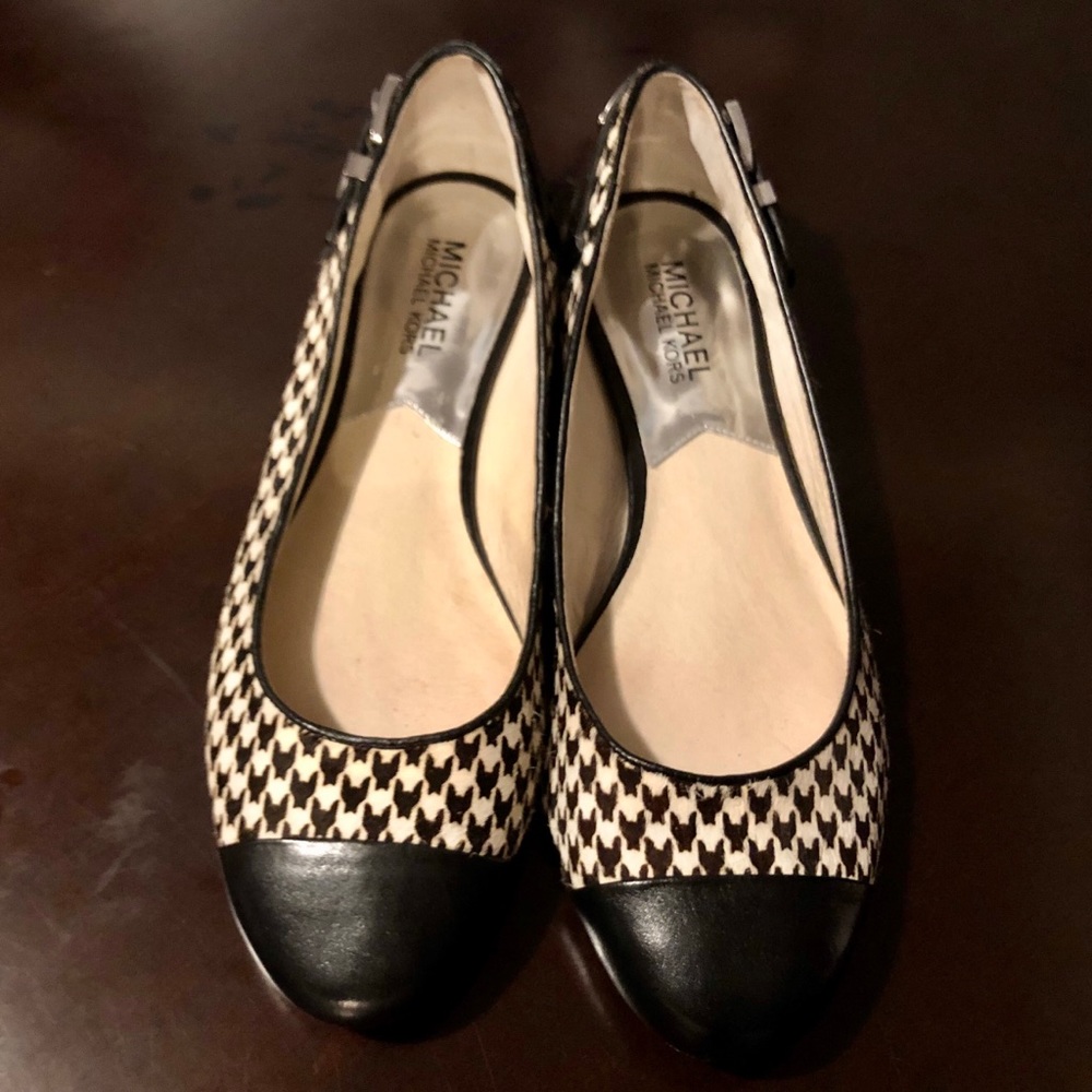 Flats by MK
